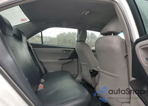 2017 Toyota Camry Hybrid z USA, uszkodzony, nr VIN 4T1BD1FK1HU220369